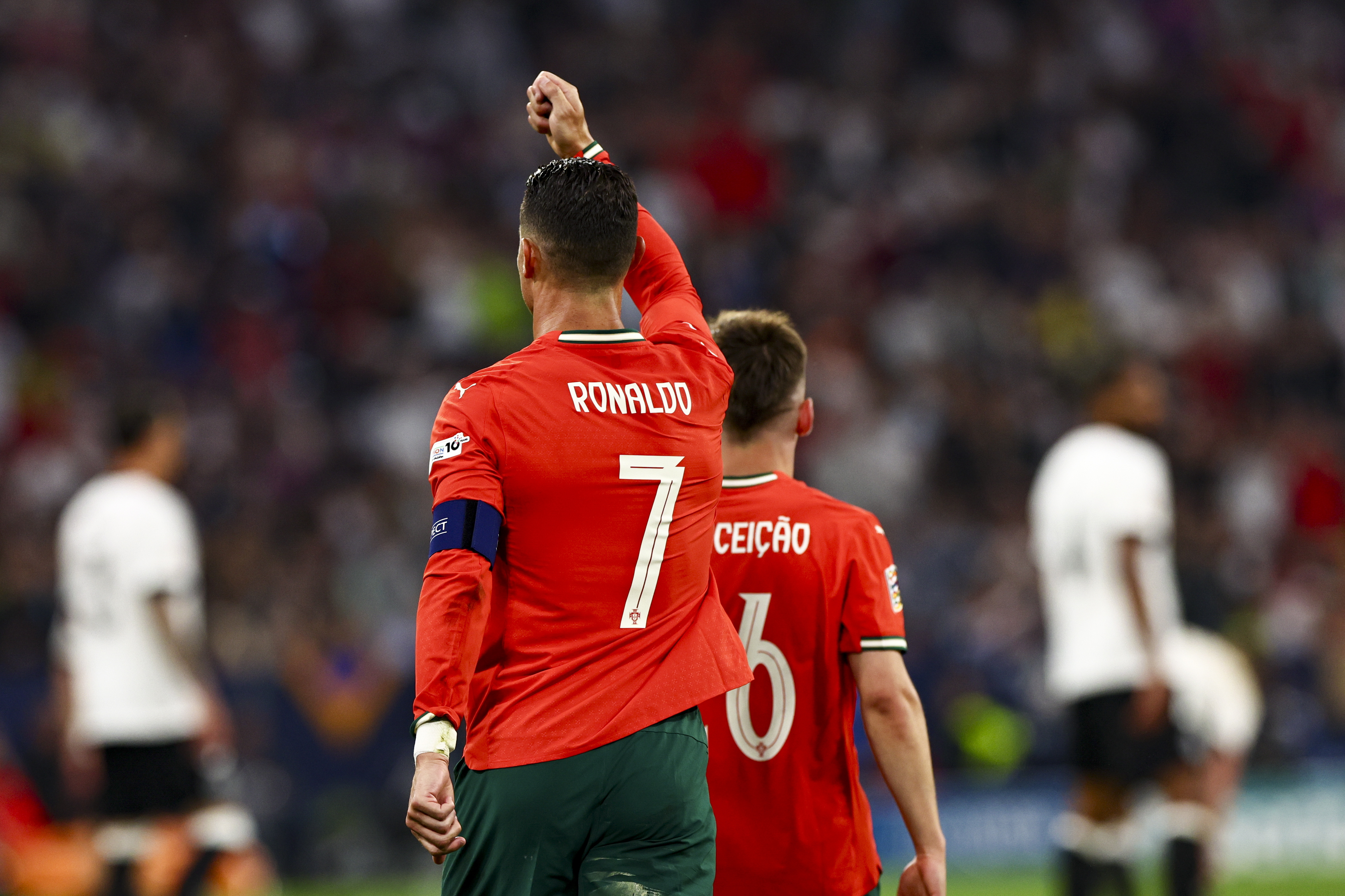 欧国联总决赛倒计时，球队备战热血澎湃的简单介绍