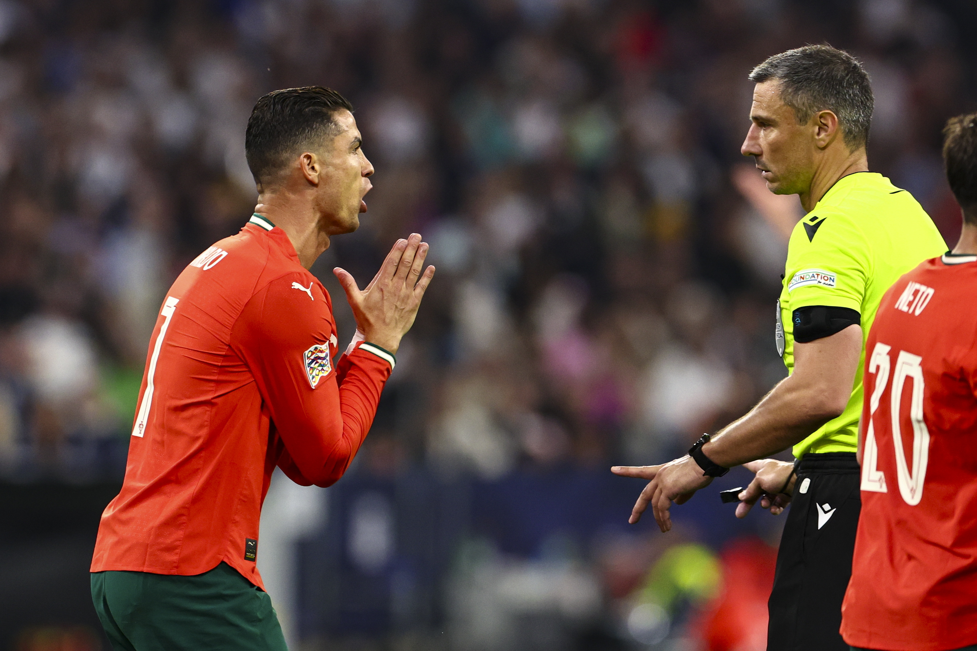 欧国联总决赛倒计时，球队备战热血澎湃的简单介绍